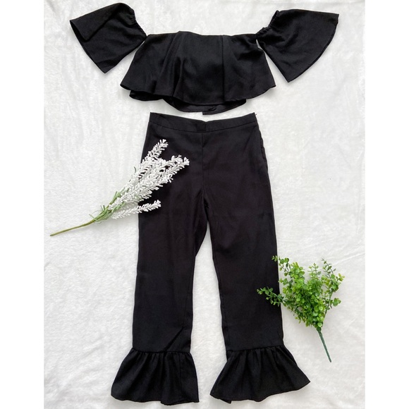 NWT F21 Flounce Top & Pants Matching Set - Picture 1 of 6